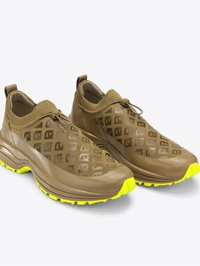 VEJA X AMELIE PICHARD BEIGE